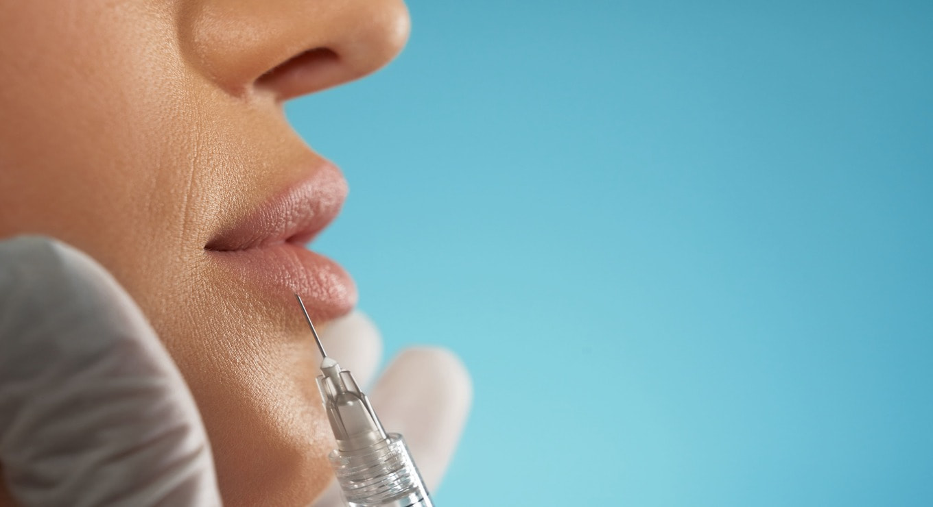 cosmetic botox injection in lips
